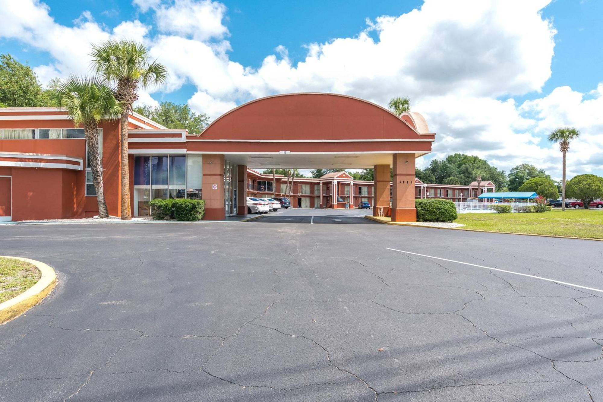 Oyo Hotel Mustang Silver Spring Fl Silver Springs Exterior foto